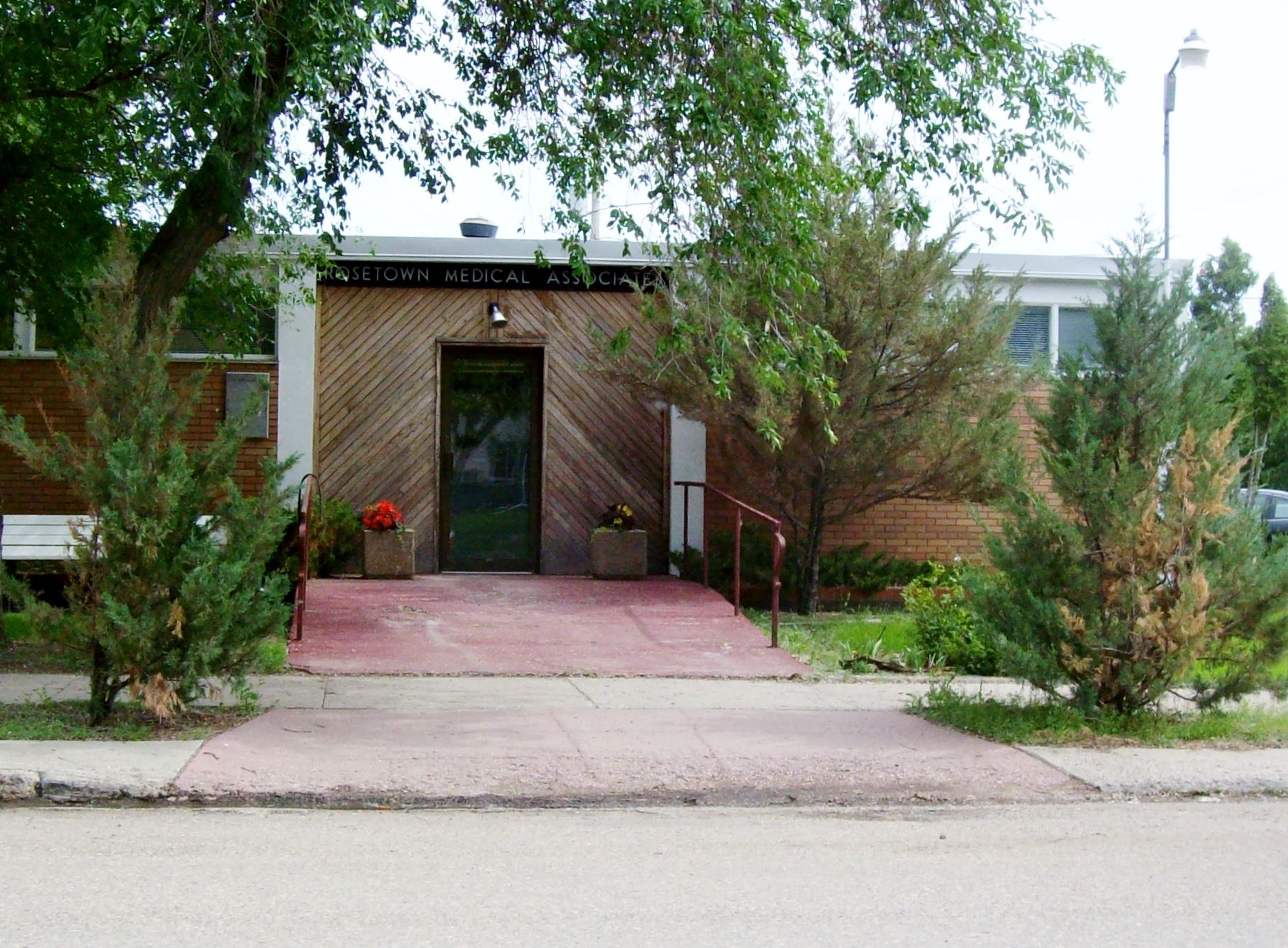 Rosetown Medical Group entrance